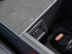 2022款 1.5T 运动版 旗舰型