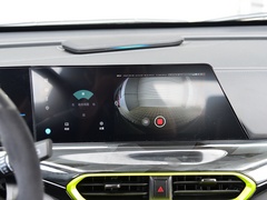 2022款 1.5T 运动版 旗舰型