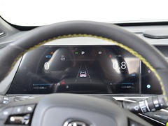 2022款 1.5T 运动版 旗舰型