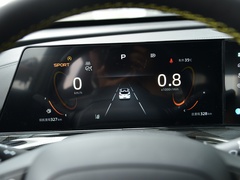 2022款 1.5T 运动版 旗舰型