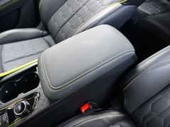 2022款 1.5T 运动版 旗舰型