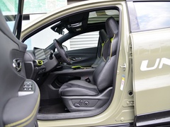 2022款 1.5T 运动版 旗舰型