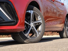 2022款 1.4T CVT至尊型