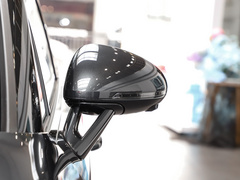 2022款 Macan 2.0T