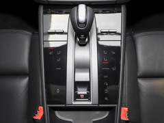 2022款 Macan 2.0T