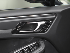 2022款 Macan 2.0T
