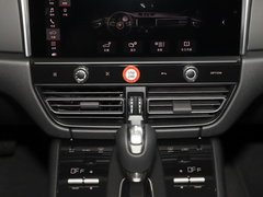 2022款 Macan 2.0T