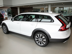 2022款 Cross Country B5 AWD 智远版