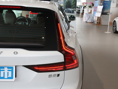 2022款 Cross Country B5 AWD 智远版