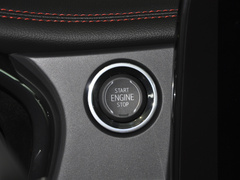 2021款 轻混 650T RS Twin-Clutch四驱7座 擎版