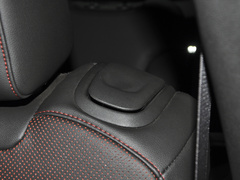 2021款 轻混 650T RS Twin-Clutch四驱7座 擎版
