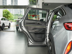 2022款 2.0T 两驱悦跑版