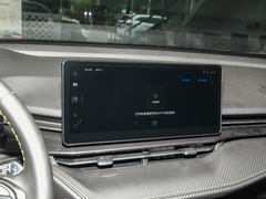2022款 2.0T 两驱悦跑版