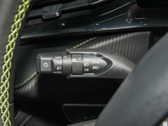 2022款 2.0T 两驱悦跑版