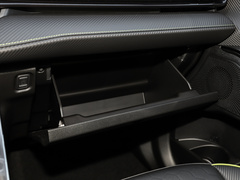 2022款 2.0T 两驱智跑版