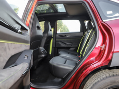 2022款 2.0T 两驱智跑版
