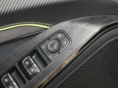 2022款 2.0T 两驱智跑版