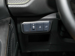 2022款 2.0T 两驱智跑版