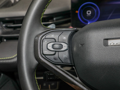 2022款 2.0T 两驱智跑版