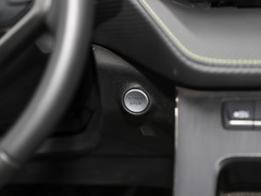 2022款 2.0T 两驱智跑版