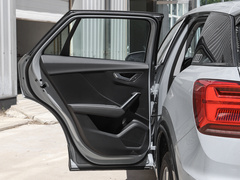奥迪Q2L 2022款 35 TFSI 进取致雅型