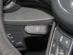2022款 35 TFSI 进取致雅型