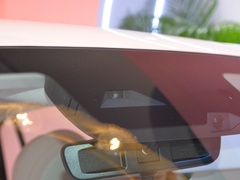 2022款 401km 胡桃夹子版