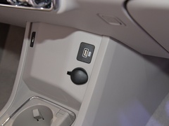 2022款 401km 胡桃夹子版