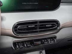 2022款 401km 胡桃夹子版