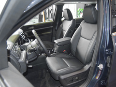 2022款 2.0T 两驱豪华版