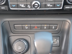 2022款 2.0T 四驱豪华版