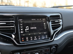 2022款 2.0T 四驱豪华版