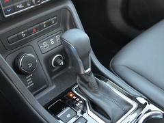 2022款 2.0T 四驱豪华版