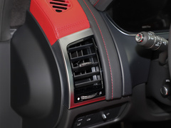 2022款 P300 硬顶版 R-DYNAMIC BLACK 