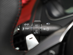 2022款 P300 硬顶版 R-DYNAMIC BLACK 