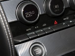 2022款 P300 硬顶版 R-DYNAMIC BLACK 