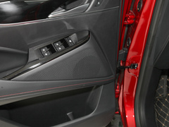 2022款 1.5T 自动潮版 6座
