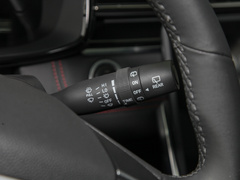 2022款 1.5T 自动潮版 6座