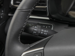 2022款 1.5T 自动潮版 6座