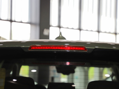 2022款 2.0T 汽油四驱尊享型 5座