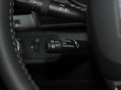 2022款 2.0T 汽油四驱尊享型 5座