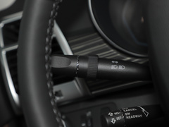 2022款 2.0T 汽油四驱尊享型 5座