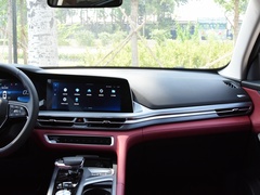 2022款 2.0T 自动旗舰型