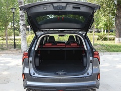 2022款 2.0T 自动旗舰型