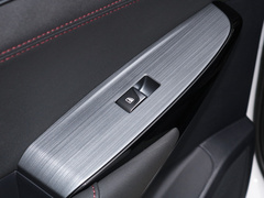 2022款 1.5T 自动豪华型