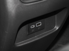 2022款 2.0T 四驱豪华型