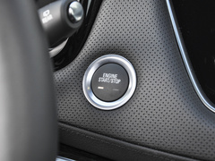 2022款 2.0T 四驱豪华型