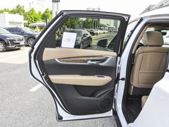 2022款 2.0T 四驱铂金型
