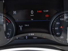 2022款 2.0T 四驱铂金型