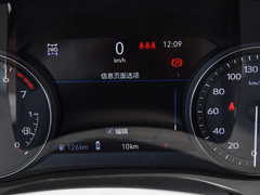 2022款 2.0T 四驱铂金型